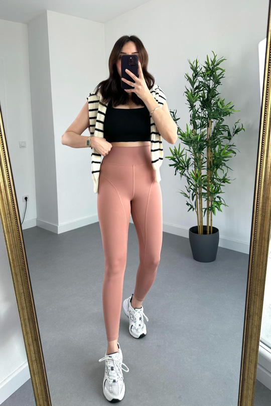 Oysho Gül Kurusu Dikişli Toparlayıcı Fit Tayt