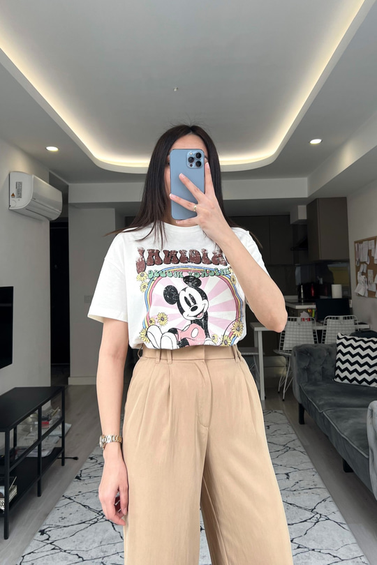 Ekru Mickey Baskılı Tişört