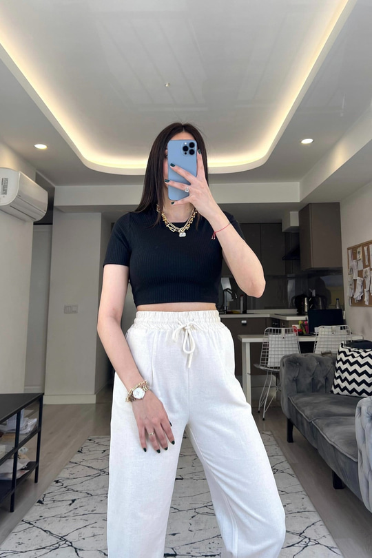 Siyah Fitilli Crop Tişört