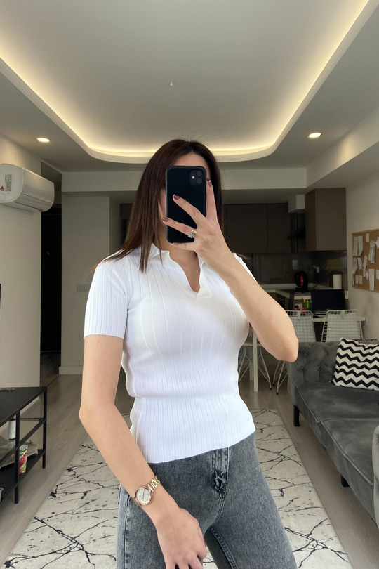 Beyaz Polo Yaka Triko