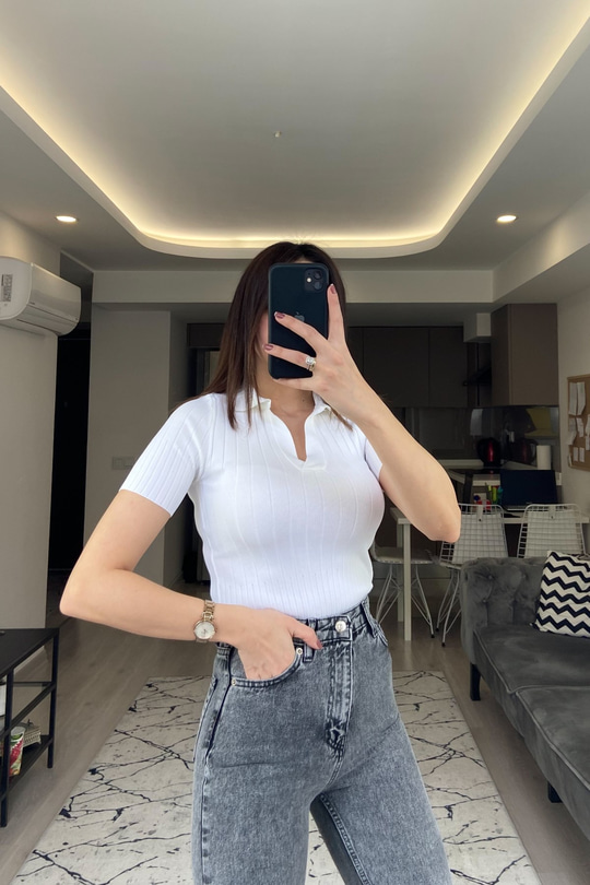 Beyaz Polo Yaka Triko