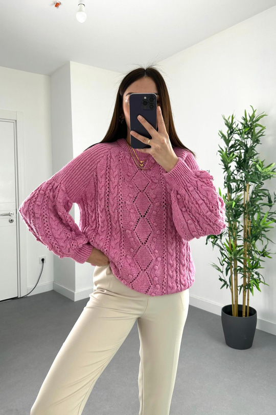 Pembe Bisiklet Yaka Ponpon Detaylı Triko