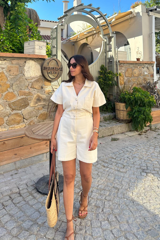 Gelysa Taş Rengi Beli Lastikli Düğme ve Fermuar Detaylı Tulum