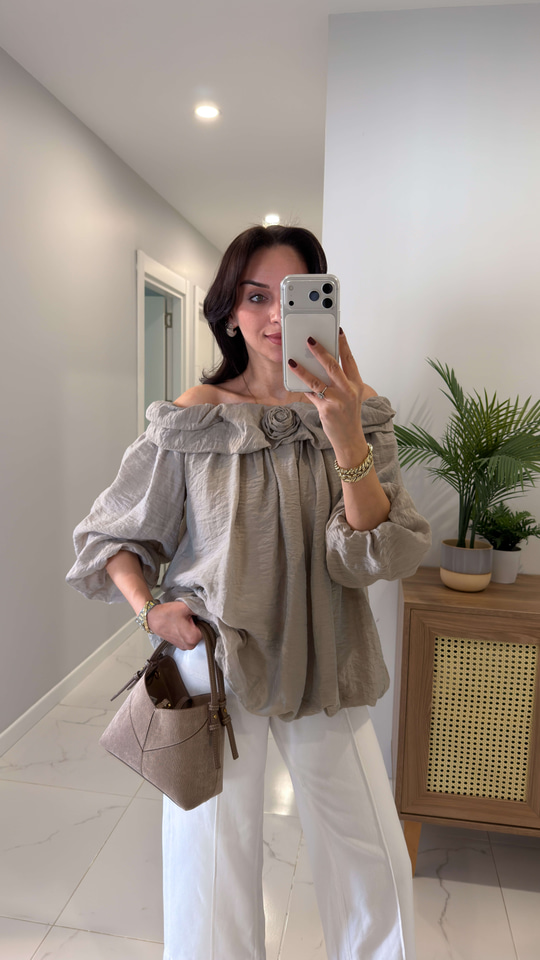 Versage Vizon Yaka Detaylı Bluz