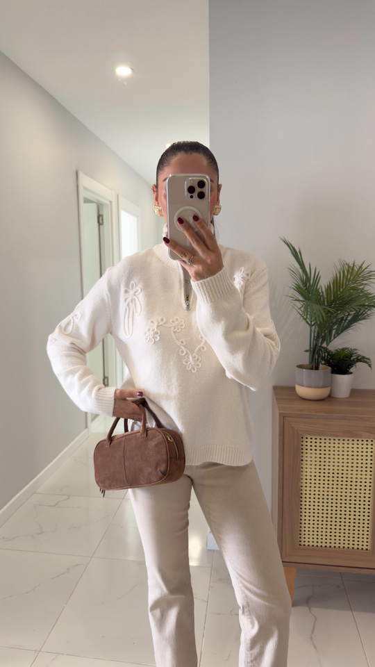 Vosre Krem Fermuarlı İşleme Detaylı Triko