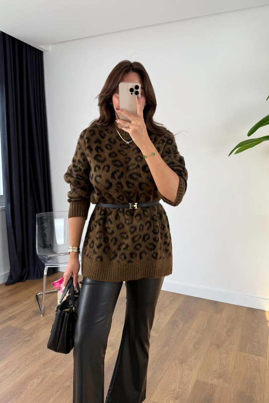 Yena Kahve Siyah Leopar Desenli Triko