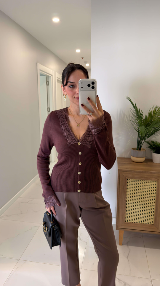 Yocre Cherry Dantel Detaylı Hırka