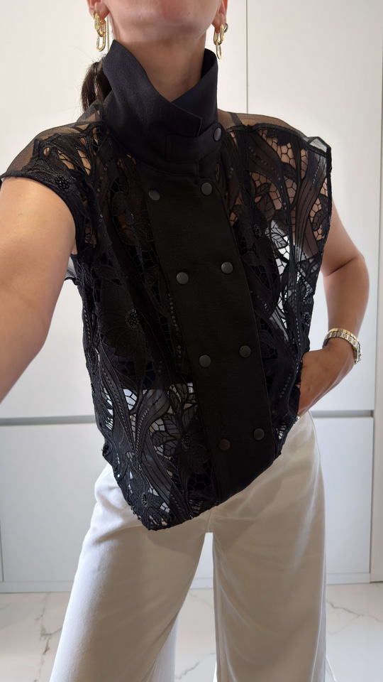 Yogle Siyah Dantel Detaylı Crop Bluz Takım