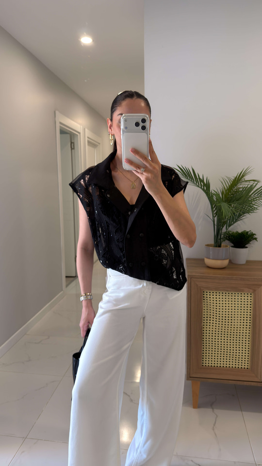 Yogle Siyah Dantel Detaylı Crop Bluz Takım