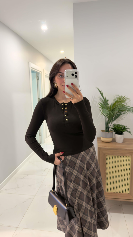 Yusra Kahve Çıtçıtlı Bluz
