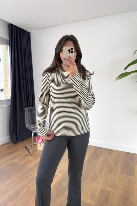 Zenda Ekru Siyah Çizgili Bisiklet Yaka Sweatshirt
