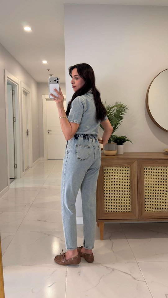 Zeus Mavi Bel Bağlama Detaylı Kısa Kollu Denim Tulum