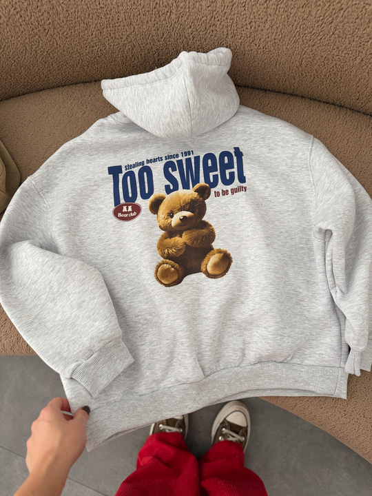 Arkası Ayıcık Baskılı Gri Sweatshirt