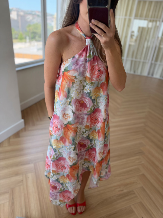 Boyundan Bağlamalı Floral Desen Elbise