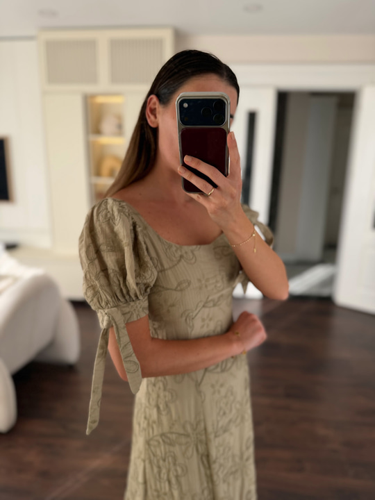 Diva Çiçek Nakışlı Haki Balon Kol Elbise