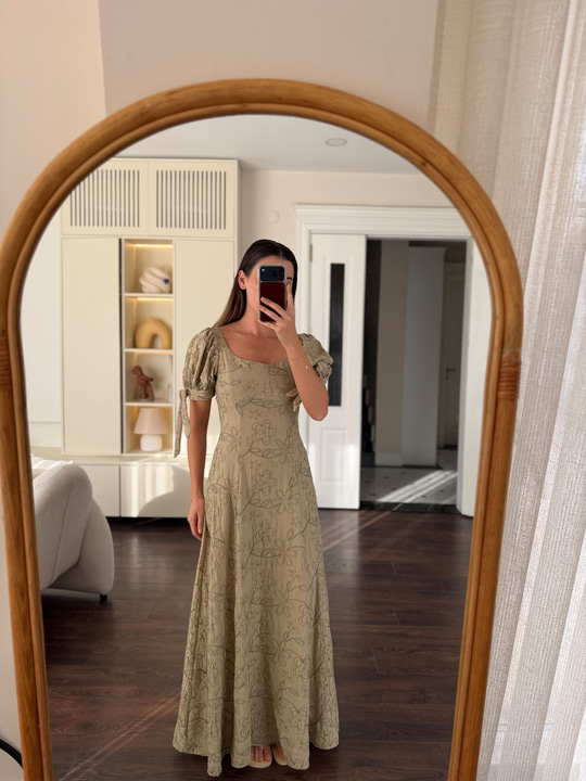 Diva Çiçek Nakışlı Haki Balon Kol Elbise