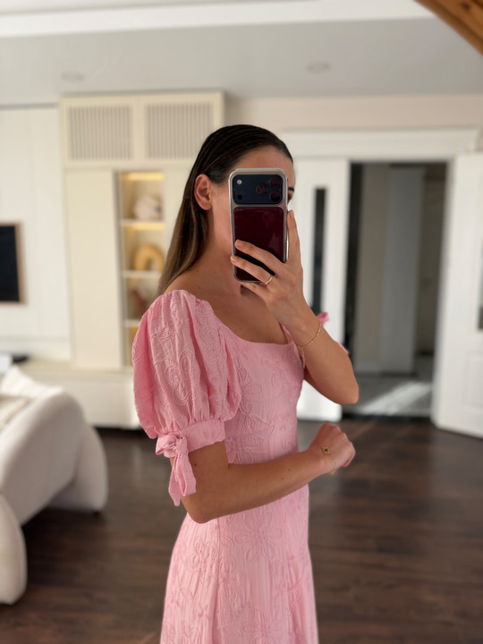 Diva Çiçek Nakışlı Pembe Balon Kol Elbise