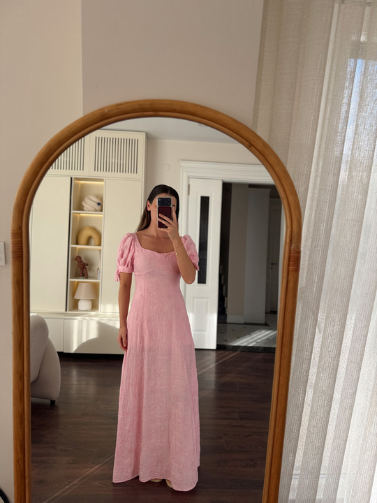 Diva Çiçek Nakışlı Pembe Balon Kol Elbise