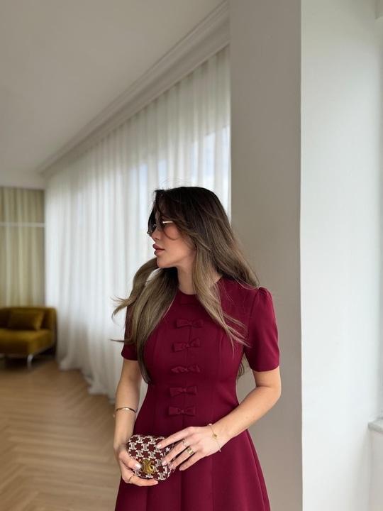 Fiyonk Detaylı Bordo Elbise