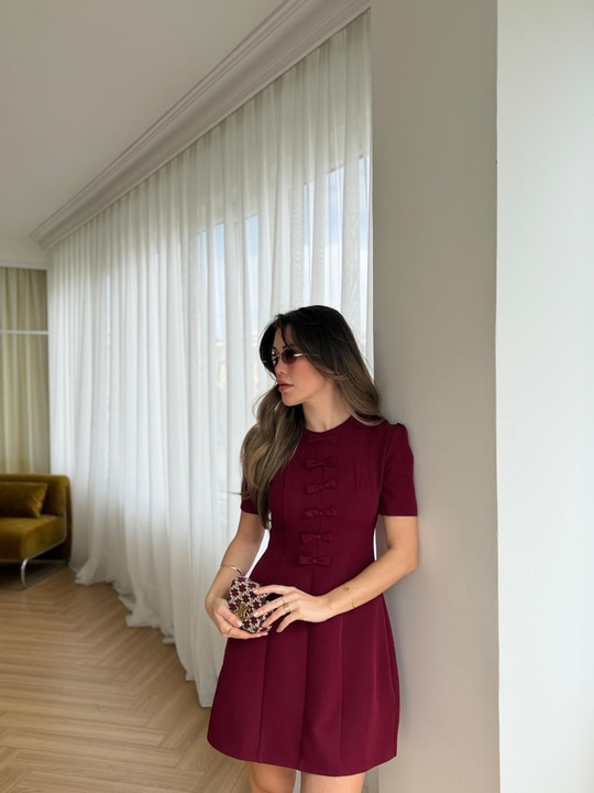 Fiyonk Detaylı Bordo Elbise