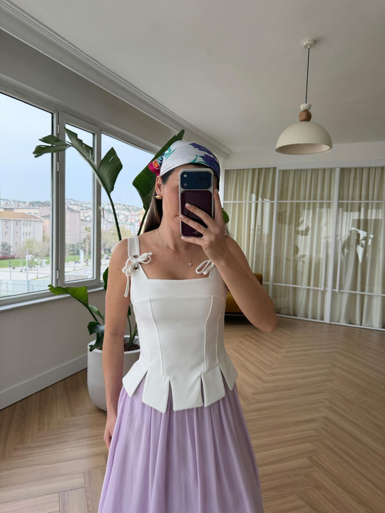 Flora Beyaz Büstiyer