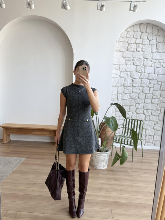 Gri Selanik Kumaş Kısa Elbise