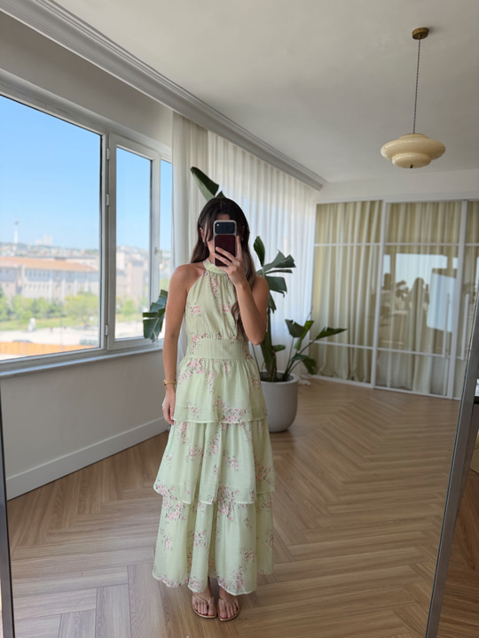 Kat Etekli Yeşil Floral Elbise