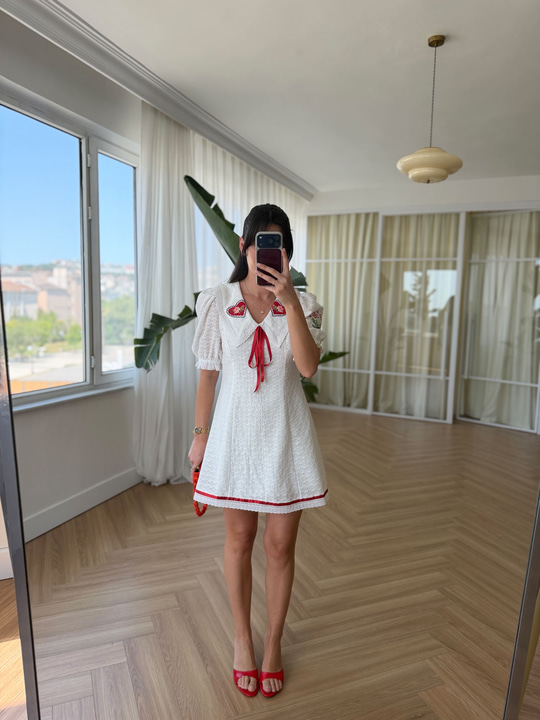 Lisia Nakışlı Elbise