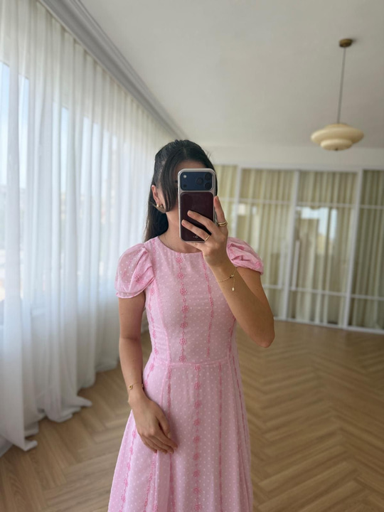 Lupita Pembe Elbise 