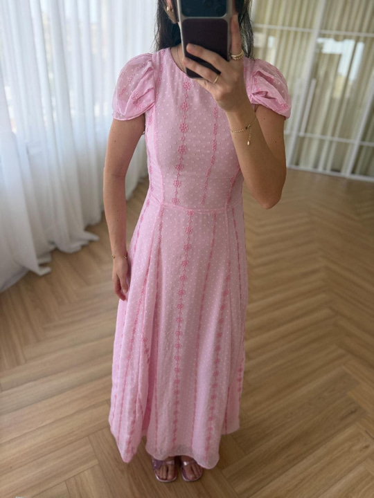 Lupita Pembe Elbise 