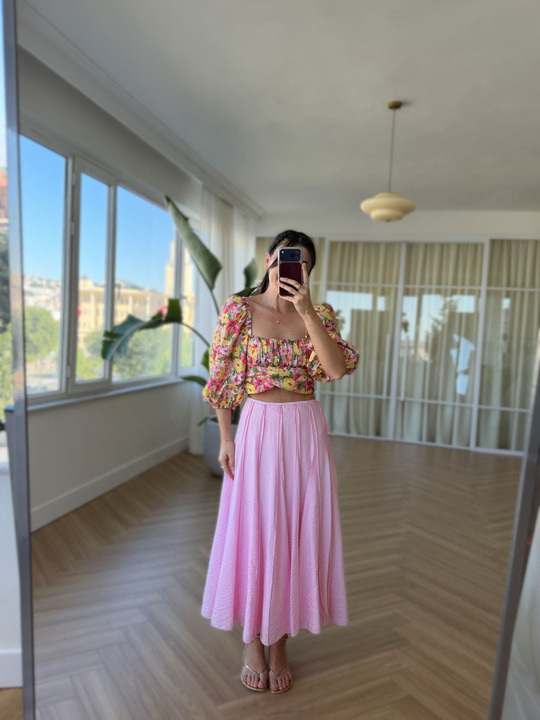 Nervür Detaylı Pembe Etek