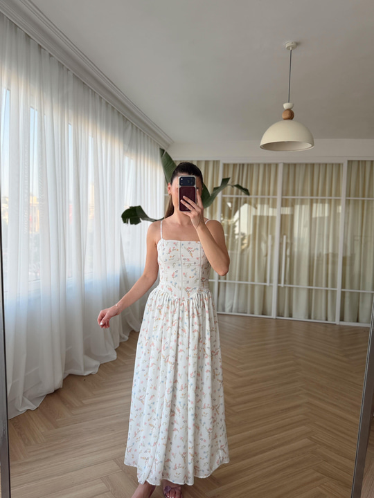 Nosa Floral Desen Beyaz Elbise