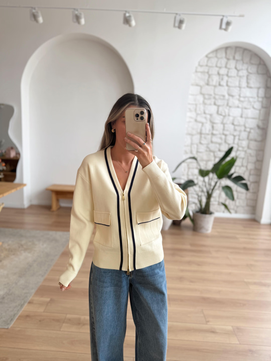 Premium Kalite Lacivert Biyeli Krem Rengi Triko Ceket