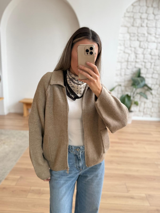 Reglan Kol Fermuarlı Vizon Triko Ceket