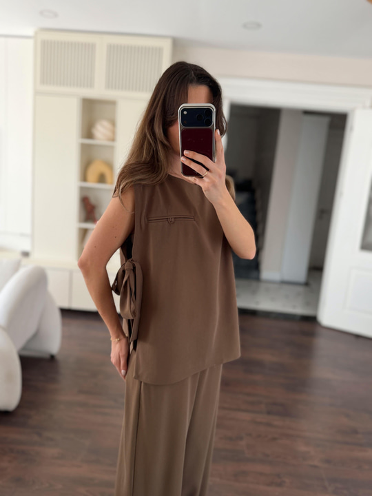 Twilly Yanları Bağlamalı Kahverengi Takım