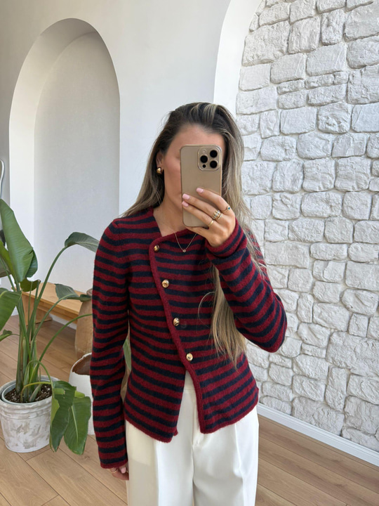 Yaka Detaylı Çizgili Bordo Hırka