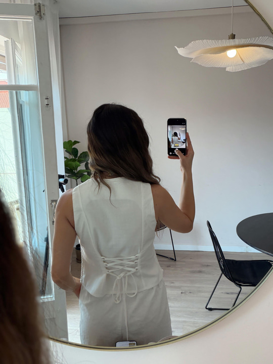 Yanları Örgü Detaylı Arkası İp Bağlamalı Ekru Yelek
