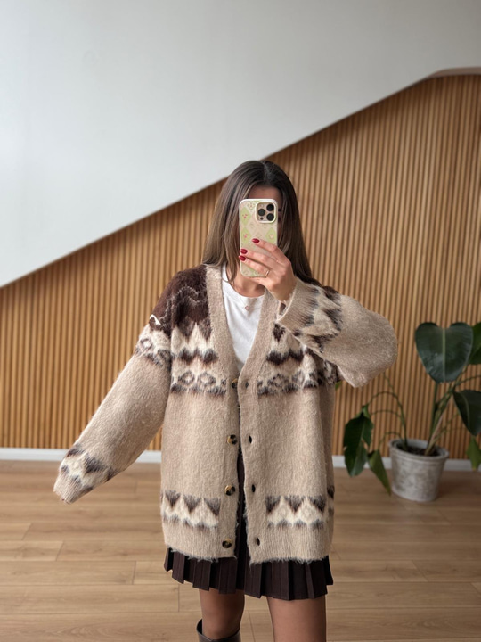 Yumoş Etnik Desen Hırka