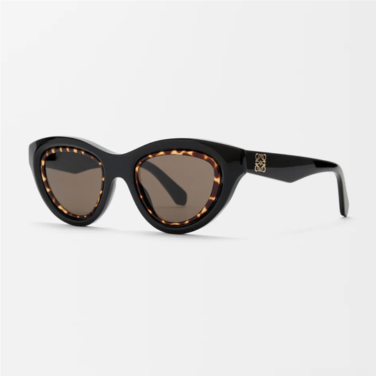 Loewe Anagram LW 40182U 66E Bordo Cat Eye Kadın Güneş Gözlüğü