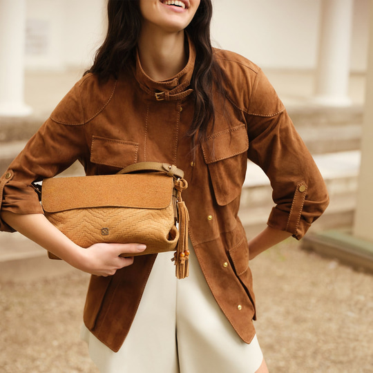 Kadın Taba Dik Yakalı Kemerli Süet Ceket