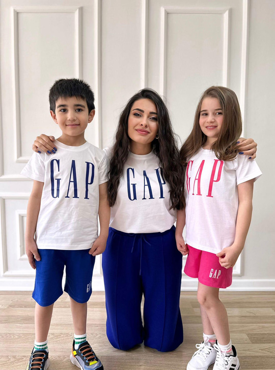 Gap İnce Baskılı Şortlu Takım