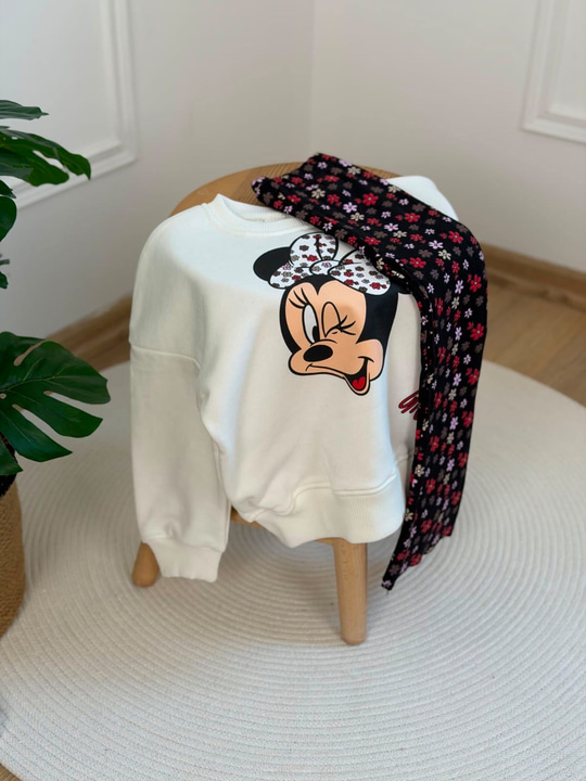 Minnie Mouse Çiçek Detaylı Eşofman Takımı