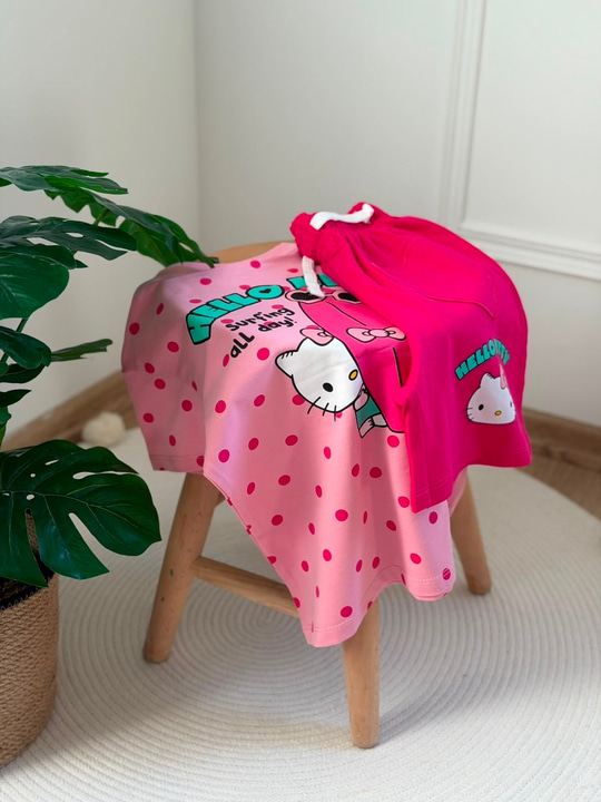 Puantiye Hello Kitty Şortlu Takım