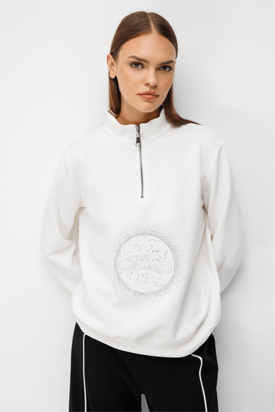 On Taş Baskılı Dik Yaka Sweatshirt Ekru
