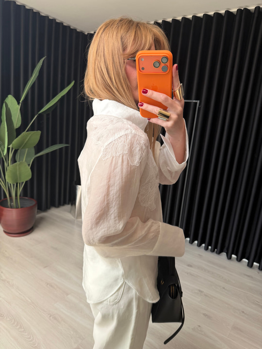 Beyaz Dantel Nakışlı Premium Tencel Gömlek