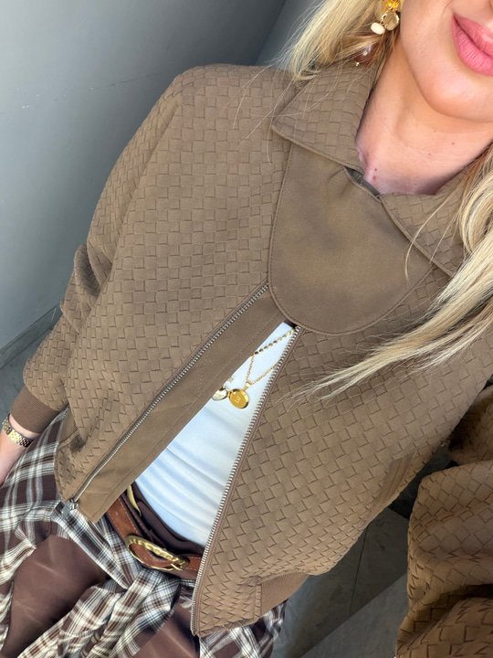 Orijinal Model , Bottega Model , Çıkabilir Yakalı , Premium Süet , Bomber Ceket