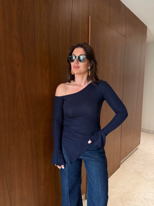 Yandan Büzgü Detaylı , Yarım Omuz , Lacivert Bluz