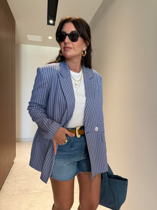 Beyaz Çizgili , Mavi Blazer Ceket