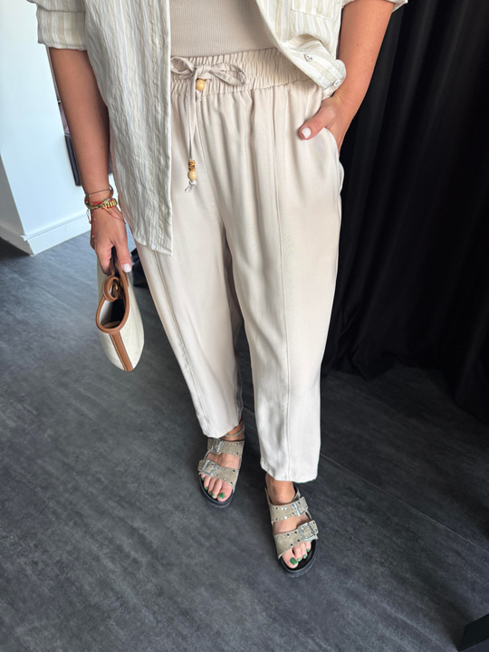 Beli Lastikli , Binici Model , Bej , Tencel Pantolon