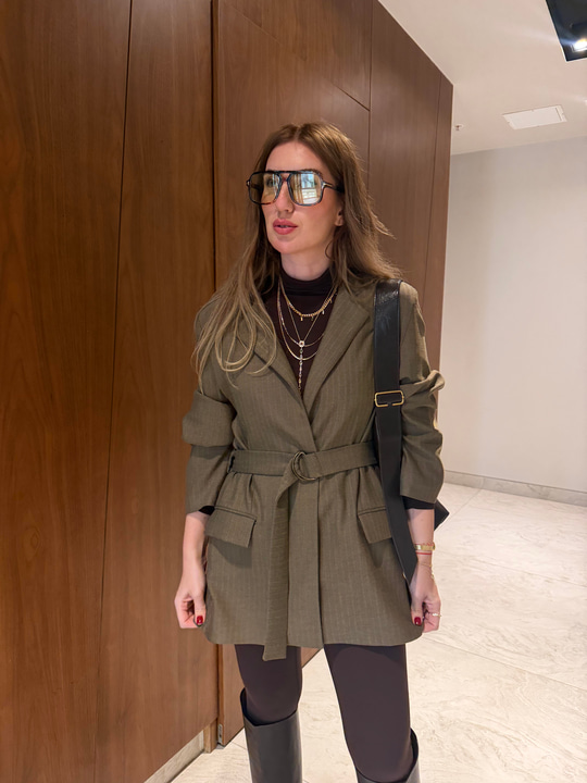 Orijinal Model , Balıksırtı , Kuşaklı Bej Ceket